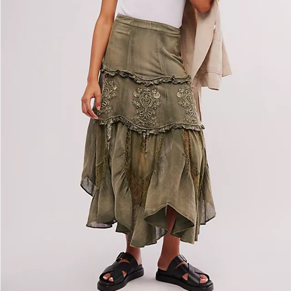 ISO Free People Ophelia Embroidered Skirt